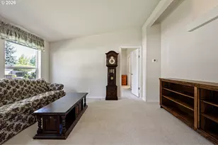 3220 Crescent Ave, Eugene, OR 97408 - Photo 6