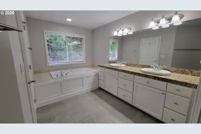 10918 NW 37th Ave, Vancouver, WA 98685 - Photo 34