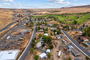 1555 Cottonwood St, Arlington, OR 97812 - Photo 12