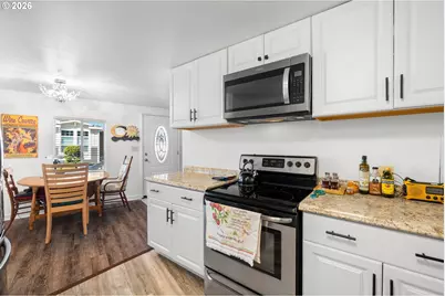 12450 SW Fischer Rd #143, Portland, OR 97224 - Photo 16