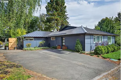 1414 C St, Hood River, OR 97031 - Photo 1