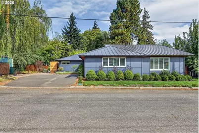1414 C St, Hood River, OR 97031 - Photo 2