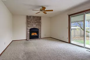 3756 SW 7th Ct, Gresham, OR 97030 - Photo 6