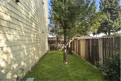 2448 SE 117th Ave, Portland, OR 97216 - Photo 46