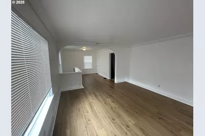 2448 SE 117th Ave, Portland, OR 97216 - Photo 20