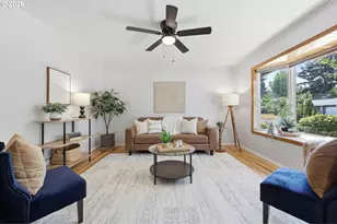 12431 NE Knott St, Portland, OR 97230 - Photo 8