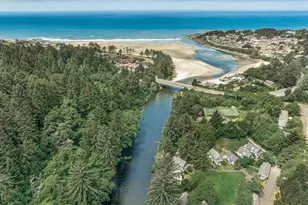 350 Combs Cir, Yachats, OR 97498 - Photo 4