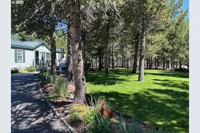 124316 Teatable Ct, Crescent Lake, OR 97733 - Photo 2