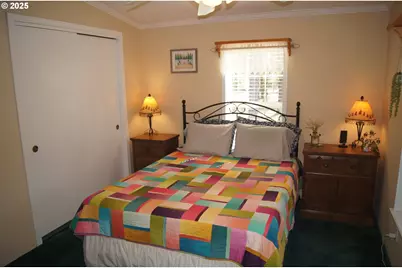 124316 Teatable Ct, Crescent Lake, OR 97733 - Photo 28