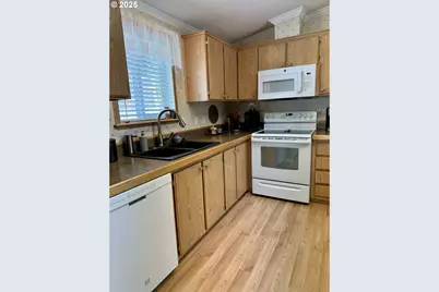 124316 Teatable Ct, Crescent Lake, OR 97733 - Photo 26