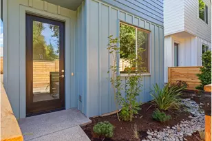 2524 SE 18th Ave, Portland, OR 97202 - Photo 2