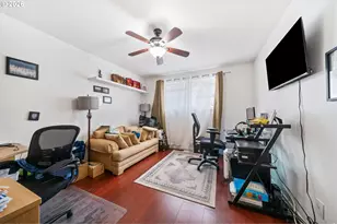 14770 SW Hart Rd, Beaverton, OR 97007 - Photo 12