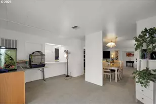 1800 Lakewood Ct, Eugene, OR 97402 - Photo 14