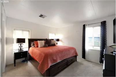 1800 Lakewood Ct, Eugene, OR 97402 - Photo 28