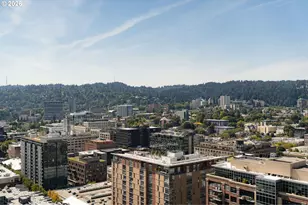 1075 NW Northrup St, Portland, OR 97209 - Photo 18