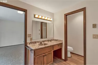 2520 S Crestline Dr, Waldport, OR 97394 - Photo 32