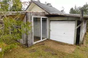 1990 Willow St, Florence, OR 97439 - Photo 10