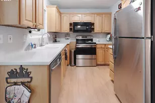 12550 SE Main St, Portland, OR 97233 - Photo 12