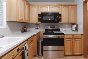 12550 SE Main St, Portland, OR 97233 - Photo 34