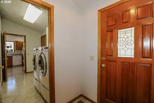 117 NW Romayo Ct, Winston, OR 97496 - Photo 20