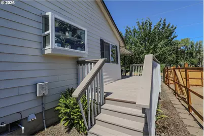 117 NW Romayo Ct, Winston, OR 97496 - Photo 38
