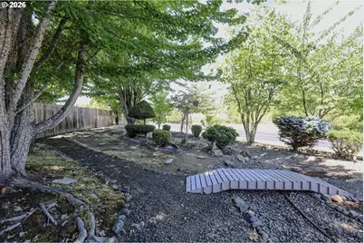 117 NW Romayo Ct, Winston, OR 97496 - Photo 40