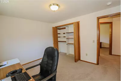 117 NW Romayo Ct, Winston, OR 97496 - Photo 28