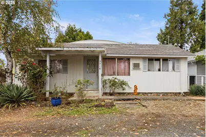 2414 Brockway Rd, Winston, OR 97496 - Photo 18