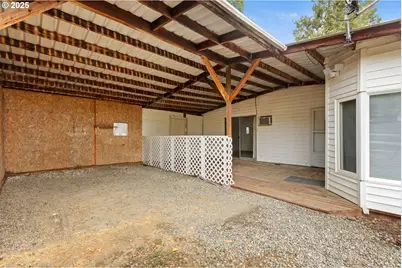 2414 Brockway Rd, Winston, OR 97496 - Photo 20