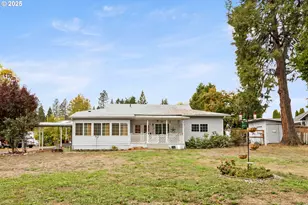 2414 Brockway Rd, Winston, OR 97496 - Photo 16