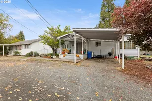 2414 Brockway Rd, Winston, OR 97496 - Photo 1