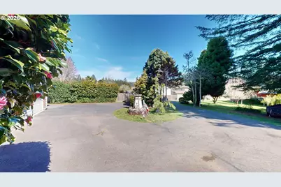 925 7th St, Brookings, OR 97415 - Photo 28