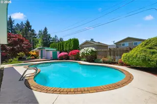 2494 38th St, Springfield, OR 97477 - Photo 36