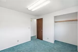 2494 38th St, Springfield, OR 97477 - Photo 14