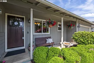 1295 N Grant, Canby, OR 97013 - Photo 2
