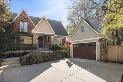 626 SW Comus Ct, Portland, OR 97219 - Photo 1