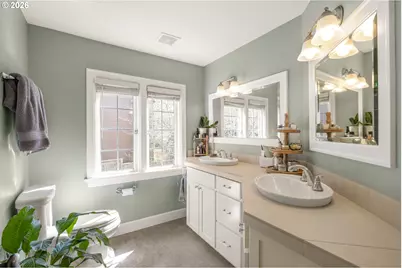 626 SW Comus Ct, Portland, OR 97219 - Photo 18