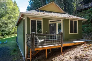 9904 Beach Dr, Clatskanie, OR 97016 - Photo 2