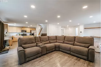 947 Meadowlark Pl, Molalla, OR 97038 - Photo 18