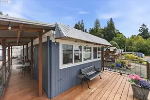 66642 E Bay Rd, North Bend, OR 97459 - Photo 6
