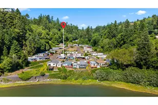 66642 E Bay Rd, North Bend, OR 97459 - Photo 2