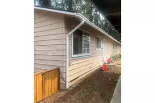 213 NW Forest St, Hillsboro, OR 97124 - Photo 1