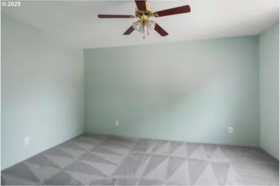 306 Pine St, Albany, OR 97321 - Photo 32