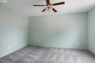 306 Pine St, Albany, OR 97321 - Photo 32