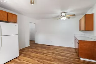 306 Pine St, Albany, OR 97321 - Photo 22