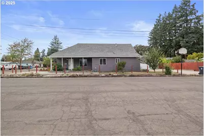 306 Pine St, Albany, OR 97321 - Photo 6