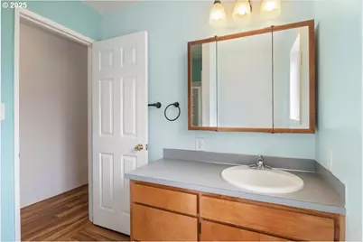 306 Pine St, Albany, OR 97321 - Photo 16