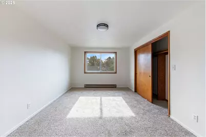 217 NE Chambers Ct, Newport, OR 97365 - Photo 20