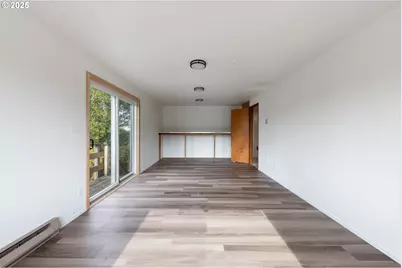 217 NE Chambers Ct, Newport, OR 97365 - Photo 32