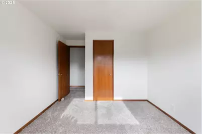 217 NE Chambers Ct, Newport, OR 97365 - Photo 16